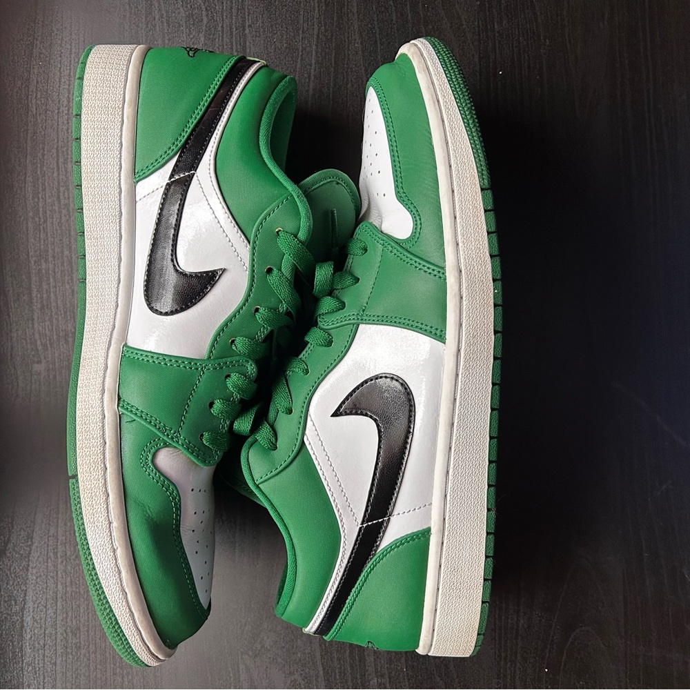 Jordan 1 low pine green